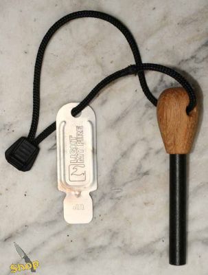 Swedish Firesteel Army mit Holzgriff