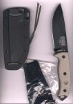 ESEE 5P-E mit Kydexscheide schwarz und schwarzer Klinge