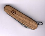 Victorinox 1.3711.63 Huntsman Wood